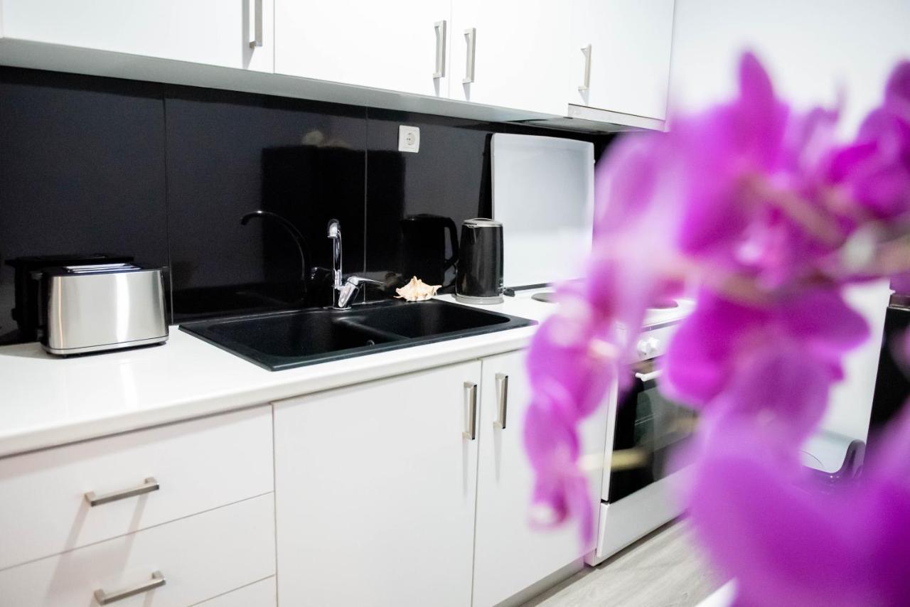 Lux Apartment Превеза Экстерьер фото